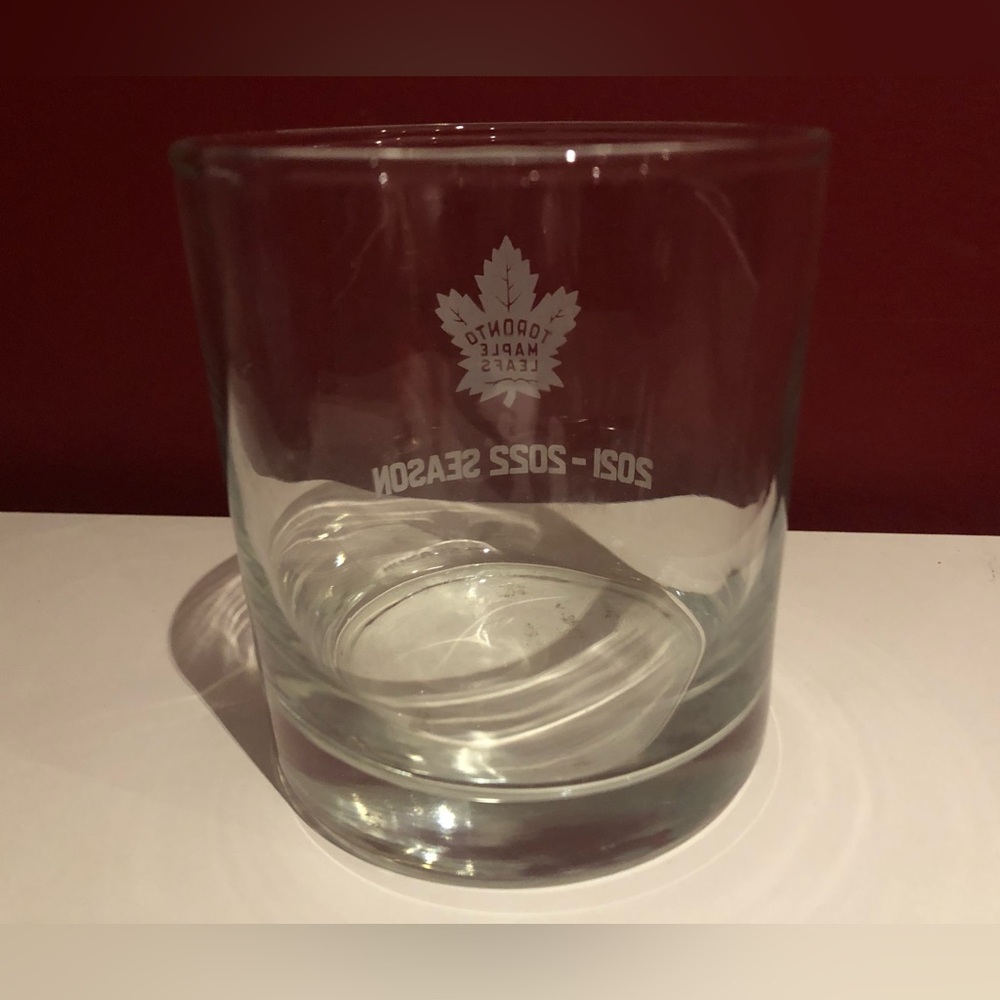 Toronto Maple Leafs Glassware Set - Picture 8 of 8
